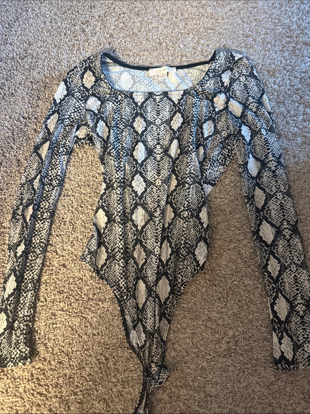 Timing Snake-Print Long Sleeve Bodysuit - Black & White